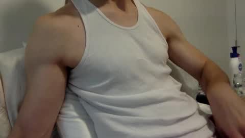 Snapshot of kheaven711 chatting on 10/09/25, 06:28 Kheaven711 online show from 10/09/25, 06:28