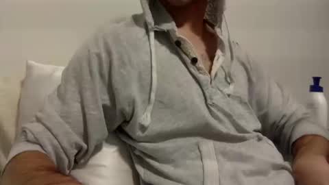 Snapshot of kheaven711 chatting on 10/14/25, 09:32 Kheaven711 online show from 10/14/25, 09:32