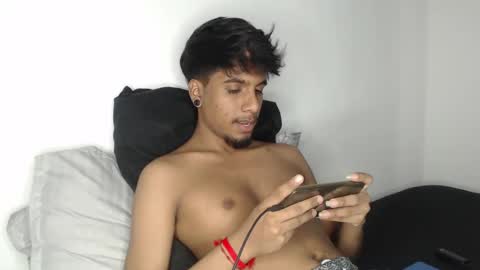 Snapshot of khevinlopezonig chatting on 09/19/25, 12:17 khevinlopezonig online show from 09/19/25, 12:17