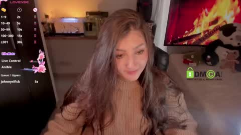 Snapshot of khionebesset chatting on 02/28/25, 12:42 Khi. online show from 02/28/25, 12:42