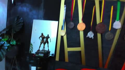 Snapshot of khloe_rossich chatting on 12/28/24, 11:48 online show from 12/28/24, 11:48