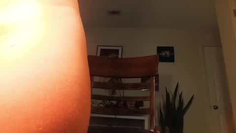 Snapshot of khloeexoxo chatting on 09/29/25, 12:27 Khloe online show from 09/29/25, 12:27