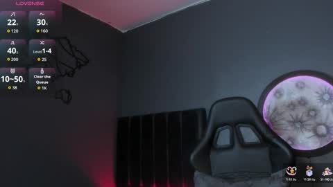 Khriss brown online show from 11/25/25, 10:10