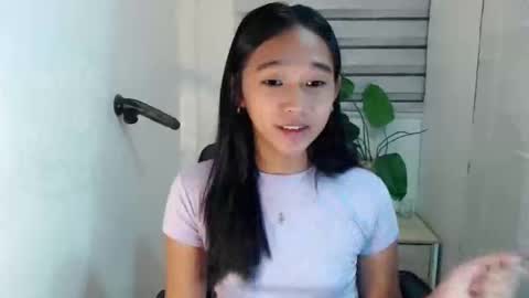 Snapshot of kiara_bedisa143 chatting on 02/12/25, 06:30 i love bella online show from 02/12/25, 06:30