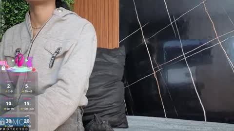 Snapshot of kiara_zahiri_ chatting on 11/07/25, 11:10 Kiara Zahiri online show from 11/07/25, 11:10