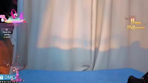 Snapshot of kiara_zahiri_ chatting on 11/18/25, 10:52 Kiara Zahiri online show from 11/18/25, 10:52