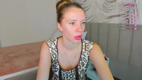 Kiara online show from 11/14/25, 01:59