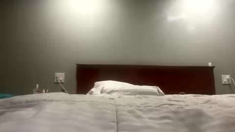 Snapshot of kibrombariu45 chatting on 09/13/25, 03:56 HunneysPlayRoom online show from 09/13/25, 03:56