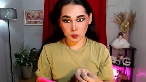 Im Mia online show from 11/10/25, 06:45