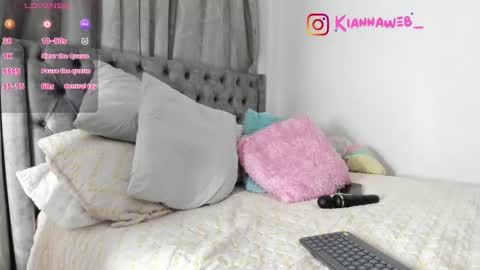 Snapshot of kiianna__ chatting on 03/12/25, 02:30 INSTAGRAM Kiannaweb online show from 03/12/25, 02:30