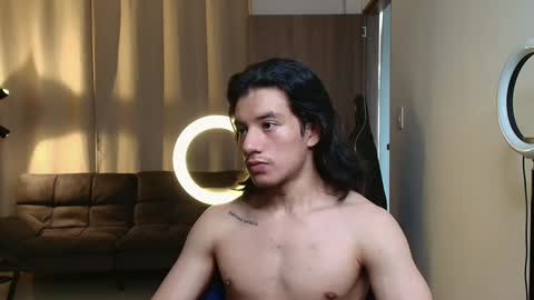 Snapshot of kikeruiz_19 chatting on 01/10/25, 05:45 kikeruiz 19 online show from 01/10/25, 05:45