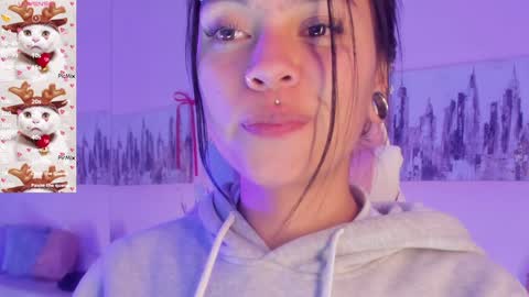 Snapshot of kiki_cams chatting on 12/18/24, 04:09 kIKI online show from 12/18/24, 04:09