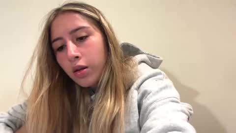 kikibae2 online show from 11/03/25, 11:26