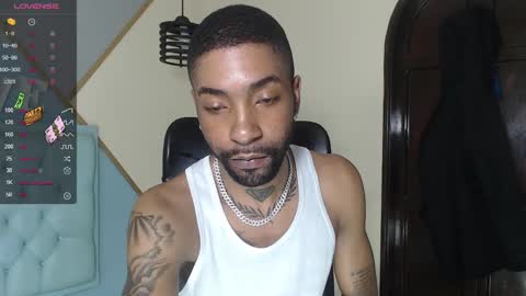 Snapshot of kilian_xx chatting on 12/15/24, 04:37 Kilian xxx online show from 12/15/24, 04:37