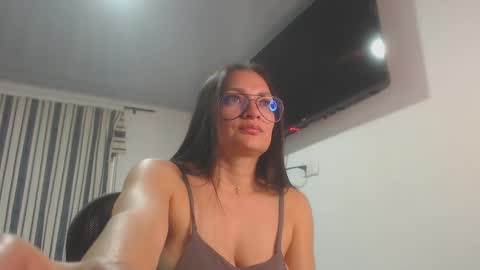 Snapshot of killey_saints chatting on 02/16/25, 04:31 killey online show from 02/16/25, 04:31