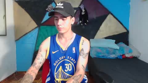 Snapshot of kilyan_ chatting on 02/15/25, 06:23 jahn online show from 02/15/25, 06:23