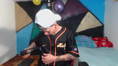 Snapshot of kilyan_ chatting on 02/22/25, 03:45 jahn online show from 02/22/25, 03:45