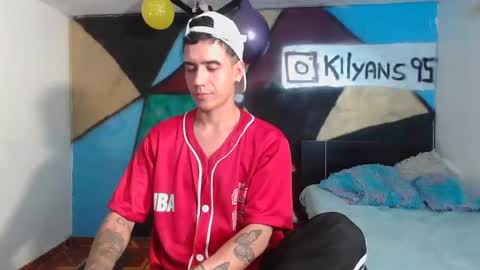 Snapshot of kilyan_ chatting on 02/25/25, 06:36 jahn online show from 02/25/25, 06:36