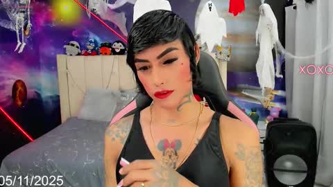 Snapshot of kilye_nellaa chatting on 11/05/25, 05:02 kylie anthonella online show from 11/05/25, 05:02