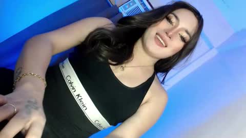 Snapshot of kim_aero chatting on 10/12/25, 02:49 kim_aero online show from 10/12/25, 02:49