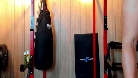 Kim online show from 02/11/25, 04:02