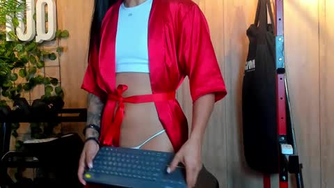 Kim online show from 02/22/25, 04:09