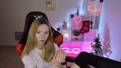 kim_boyd online show from 12/16/24, 09:20