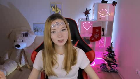 kim_boyd online show from 12/21/24, 08:18