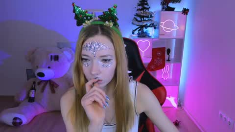 kim_boyd online show from 12/25/24, 12:15