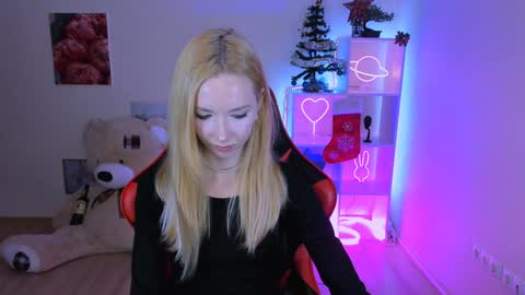 kim_boyd online show from 01/13/25, 04:08