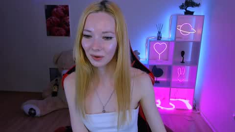 kim_boyd online show from 01/24/25, 07:07