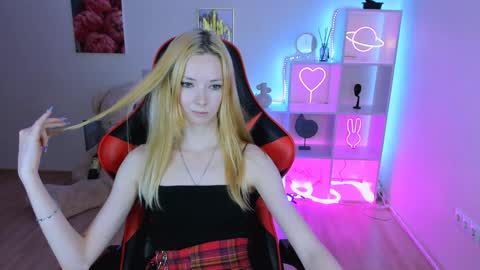 kim_boyd online show from 01/30/25, 07:48