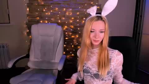 kim_boyd online show from 02/14/25, 06:40