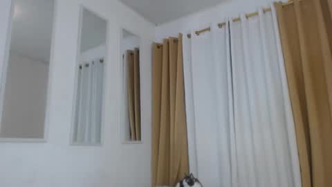 kim online show from 02/12/25, 07:23