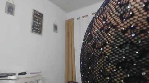 kim online show from 11/25/25, 05:07