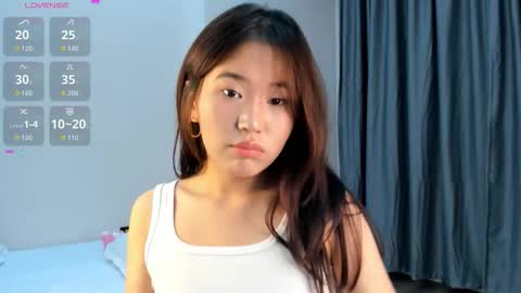 Snapshot of kim_sua chatting on 10/25/25, 02:24 Su A online show from 10/25/25, 02:24