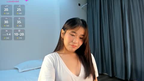 Snapshot of kim_sua chatting on 10/29/25, 01:24 Su A online show from 10/29/25, 01:24