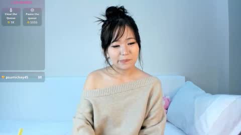 Snapshot of kim_sua chatting on 11/21/25, 01:54 Su A online show from 11/21/25, 01:54