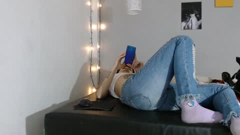 Snapshot of kimandyuk chatting on 01/13/25, 07:21 Kim Yuk online show from 01/13/25, 07:21