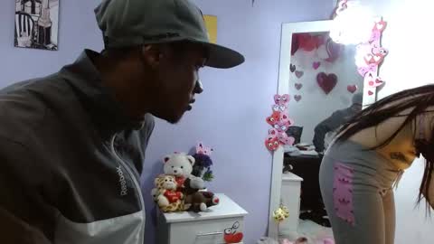 Snapshot of kimandyuk chatting on 02/21/25, 07:21 Kim Yuk online show from 02/21/25, 07:21