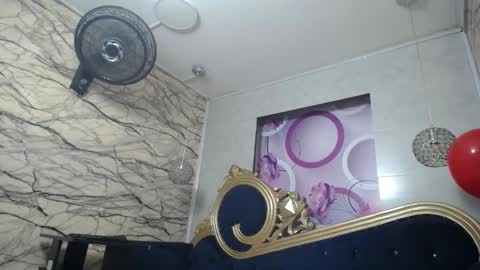 kimberly online show from 11/08/25, 07:23