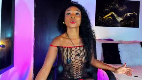 Kimberly Banks online show from 02/07/25, 07:49