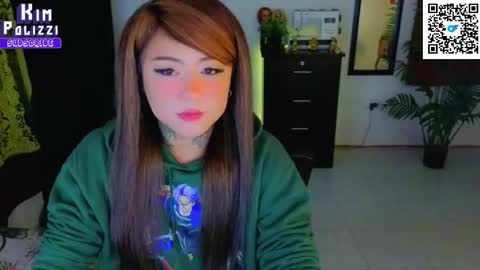 Snapshot of kimberlygati2 chatting on 10/16/25, 01:39 Kimberly Polizzi online show from 10/16/25, 01:39