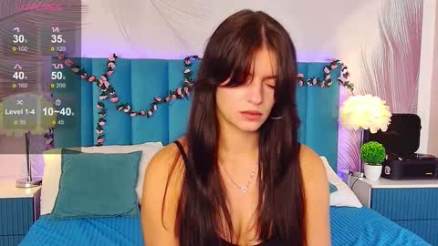 Snapshot of kimberlyy77 chatting on 09/15/25, 06:13 Kim online show from 09/15/25, 06:13