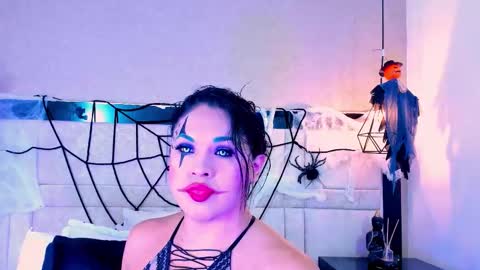 Snapshot of kimcossey2 chatting on 10/15/25, 03:17 Kim cossey online show from 10/15/25, 03:17