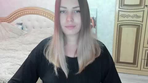 Snapshot of kimiacandy chatting on 10/27/25, 07:34 Albina sexy online show from 10/27/25, 07:34