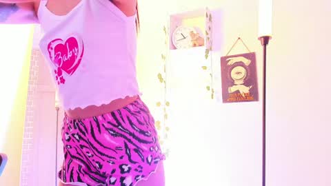 Kimm online show from 12/06/24, 05:53