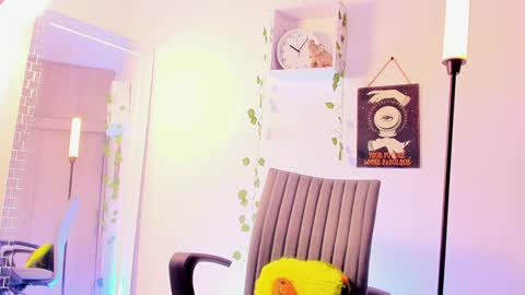 Kimm online show from 12/08/24, 05:18