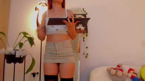 Kimm online show from 10/10/25, 02:10