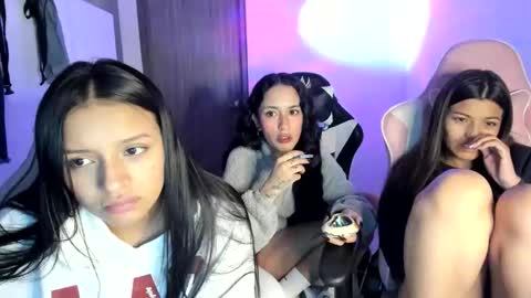 kimmi online show from 11/20/25, 11:15